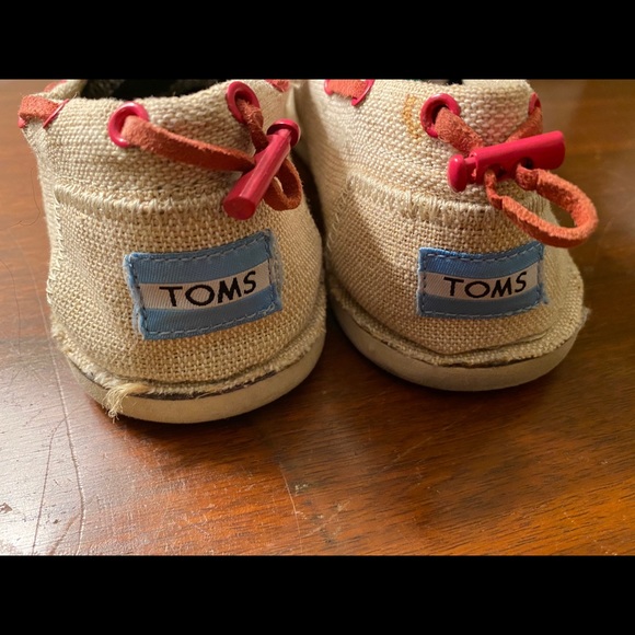 Toms Burlap Bimini Stitchout Red Stitch Slip-On’s - Picture 3 of 6